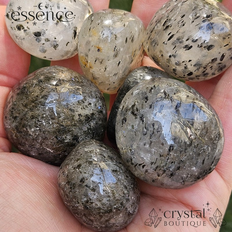 Black chlorite Quartz