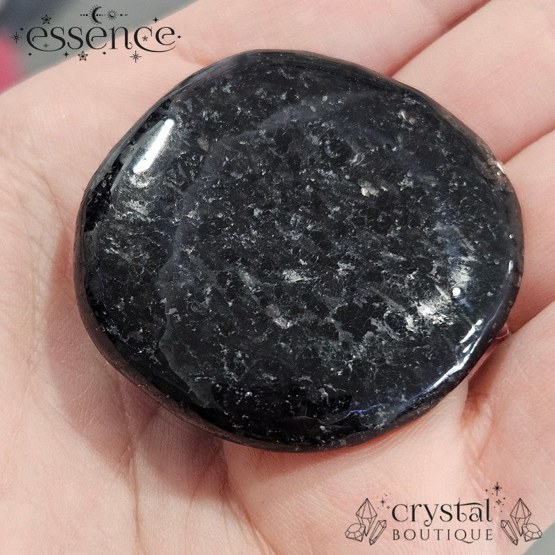 Astrophyllite smoothstone