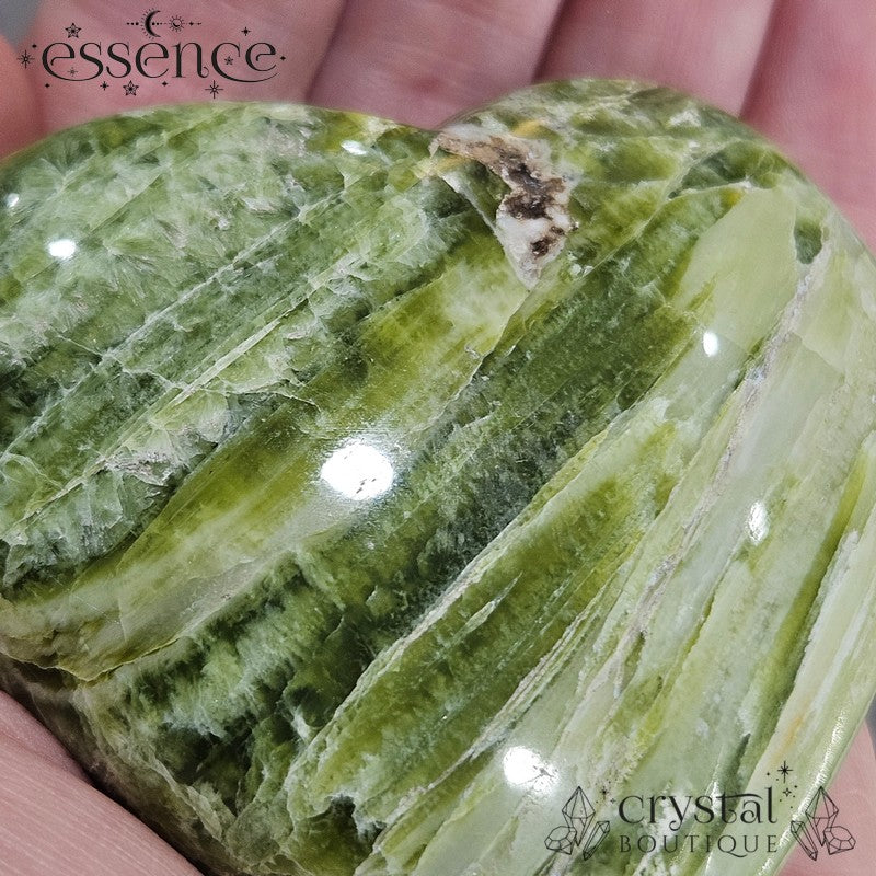Tremolite Heart 167g