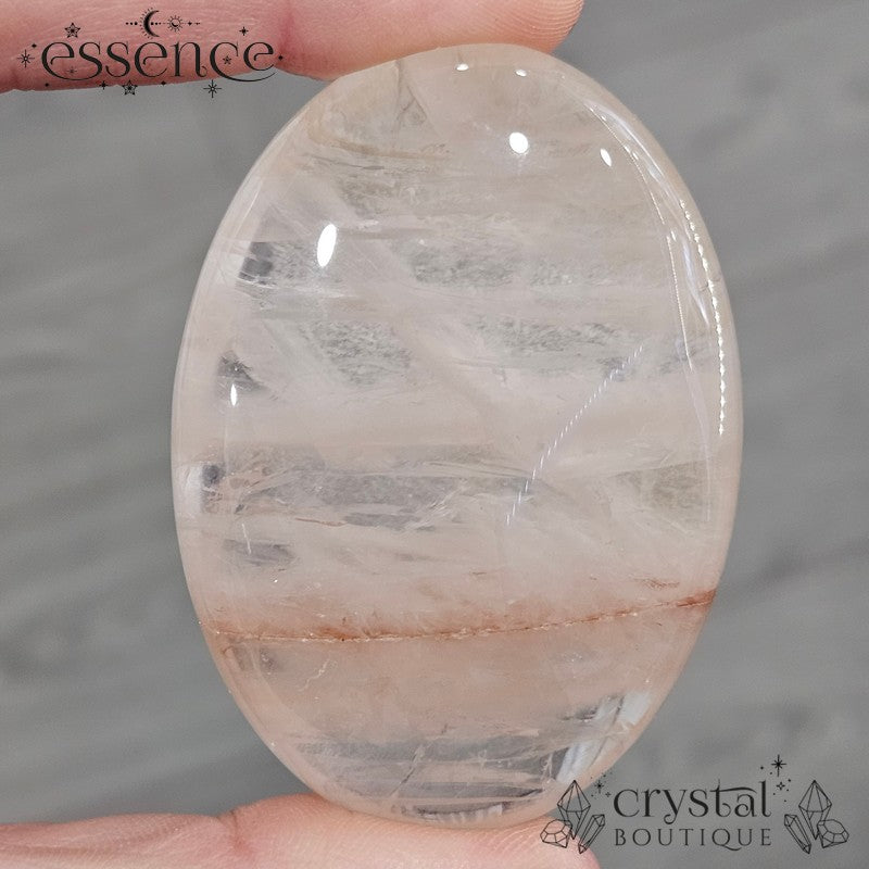 Golden Healer Quartz Palm Stone – Pure Radiance & Healing Energy