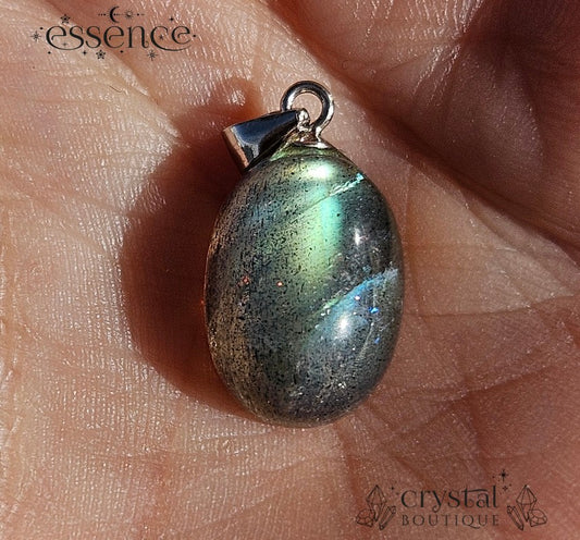 Flash Labradorite pendant