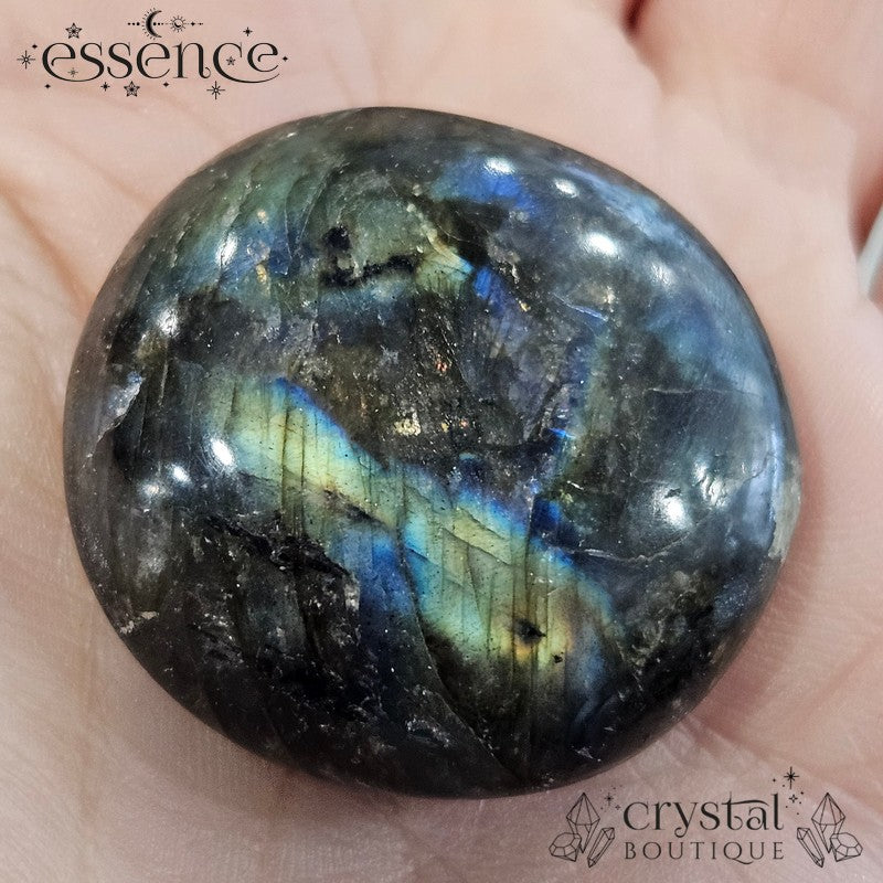 Labradorite smoothstone