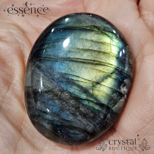 Labradorite smoothstone