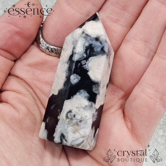 Black Flower Agate Tower 46gms