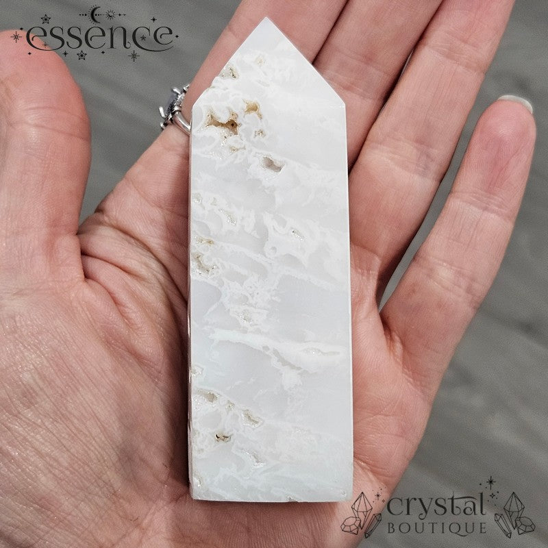 Snow White Agate Tower – 155g