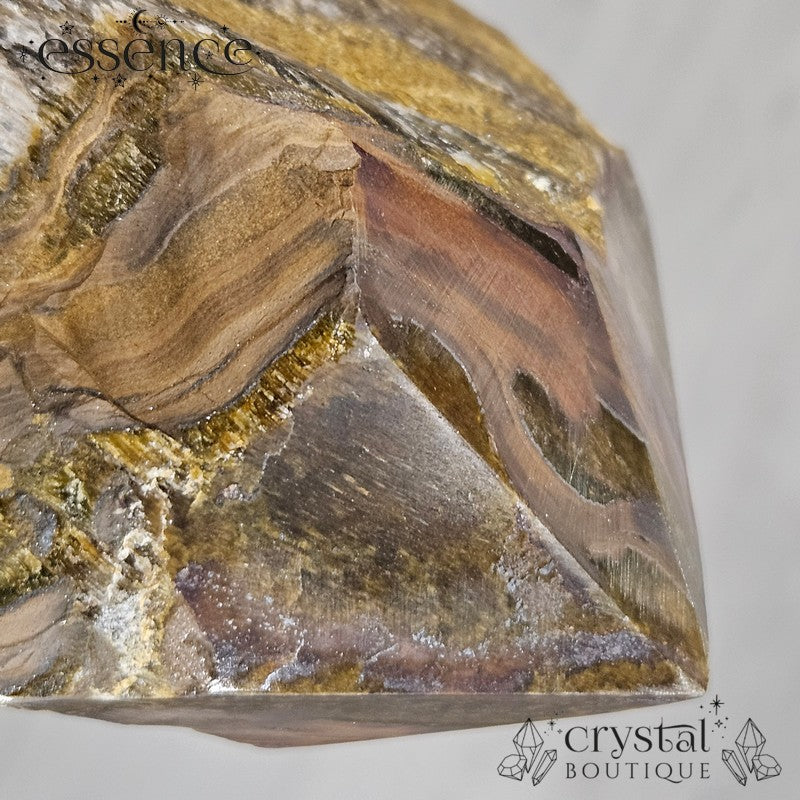 Tiger’s Eye Cut Base Point (384g)