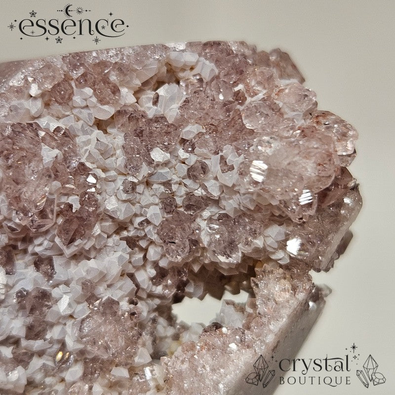 💗 Pink Amethyst Tower –  Soft Sparkle Magic 💫
