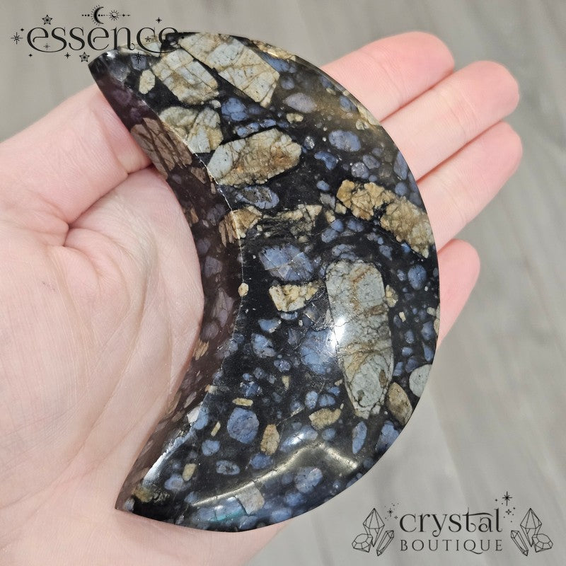 Blue Que Sera Moon Carvings
