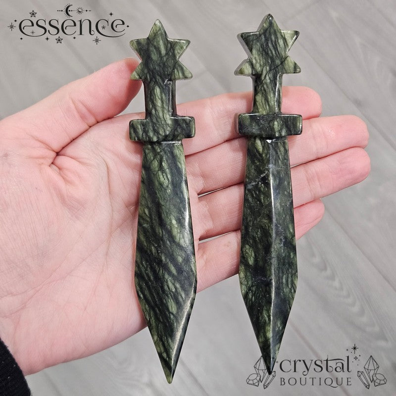 Serpentine Star Daggers